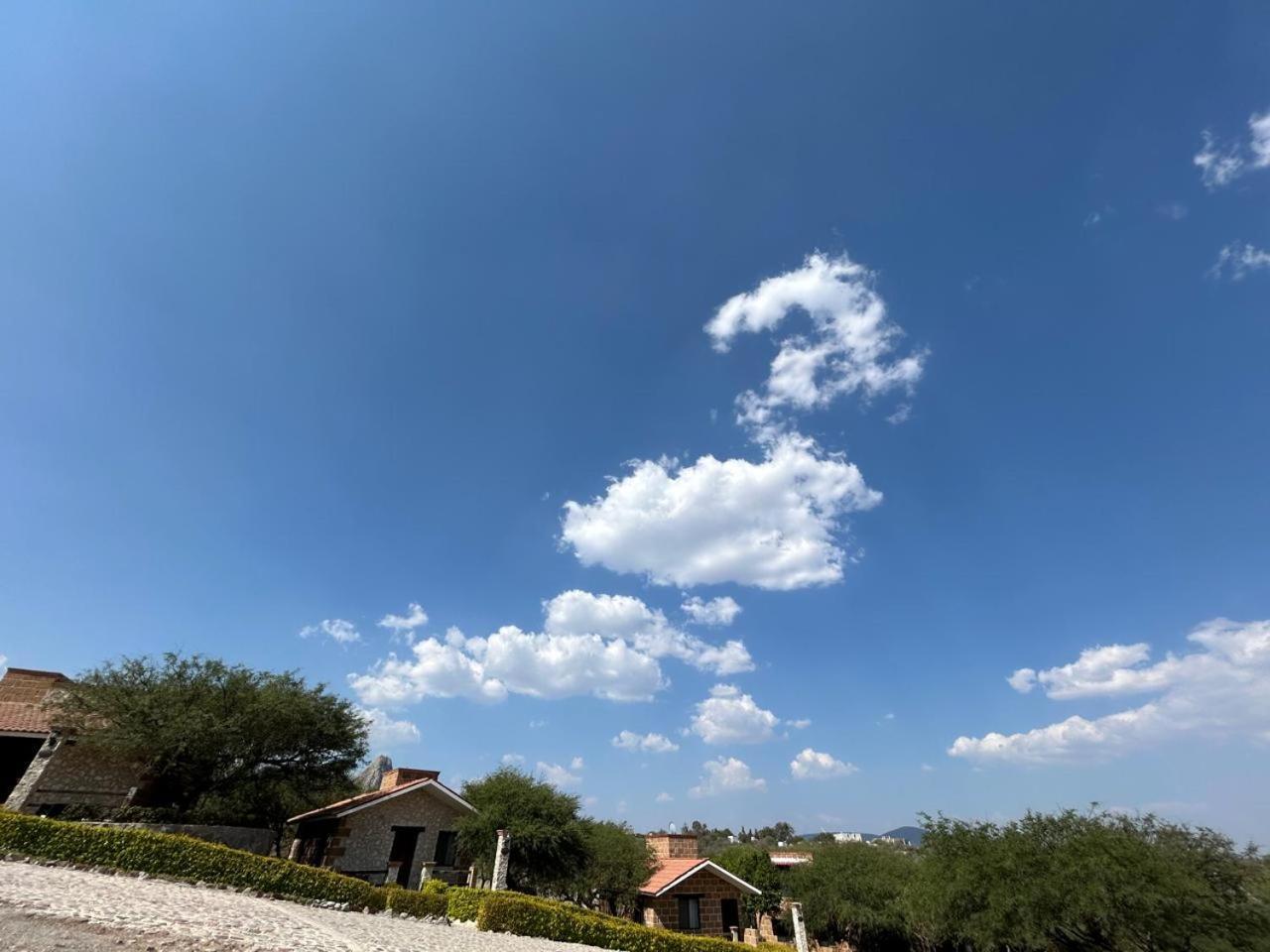 Cabanas, Suites Y Habitaciones Rancho San Jorge ベルナル エクステリア 写真