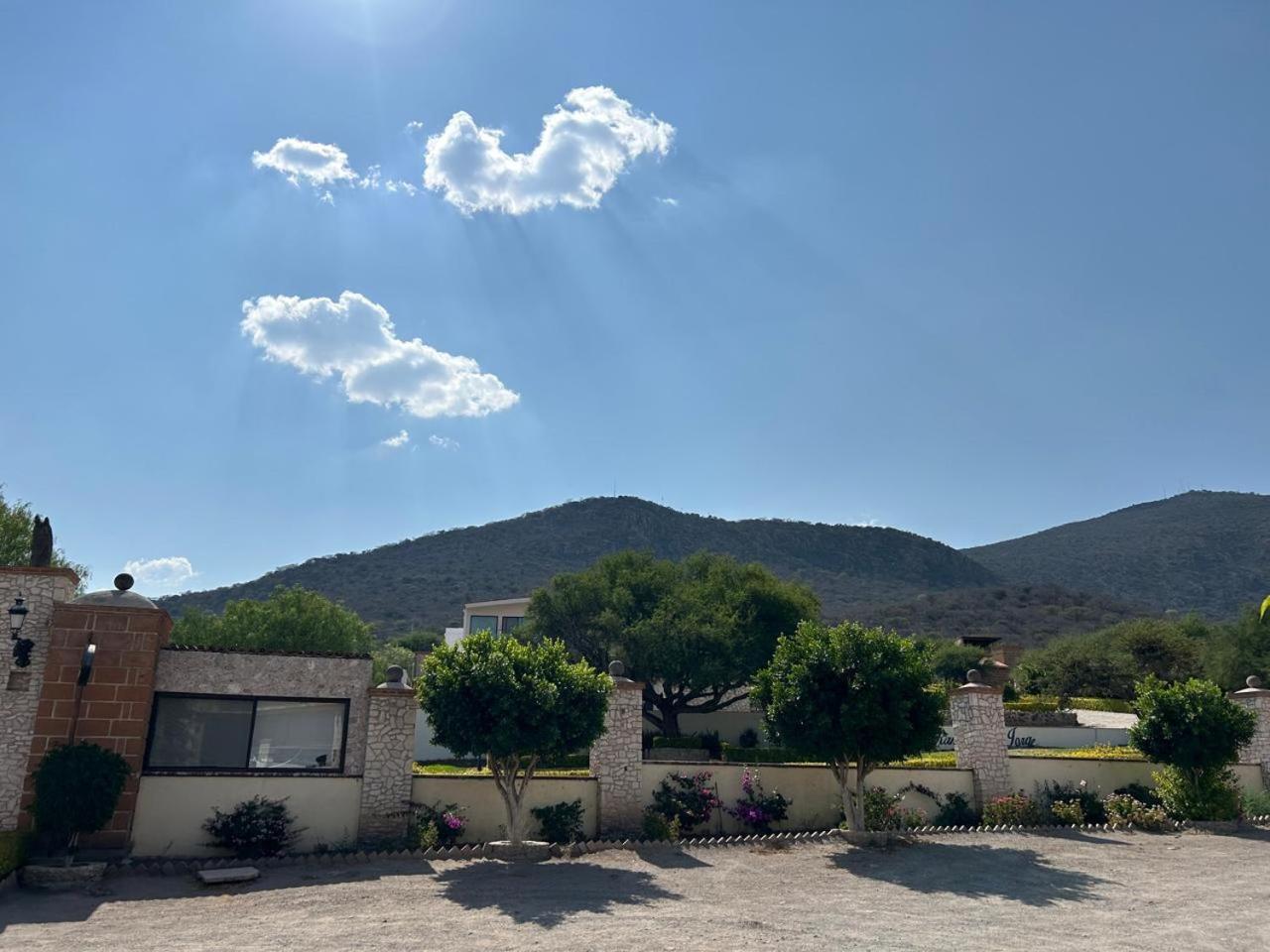Cabanas, Suites Y Habitaciones Rancho San Jorge ベルナル エクステリア 写真